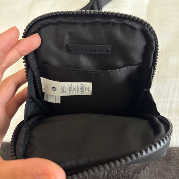 Lululemon Zip-Top Crossbody Bag in Black - Picture 4 of 4